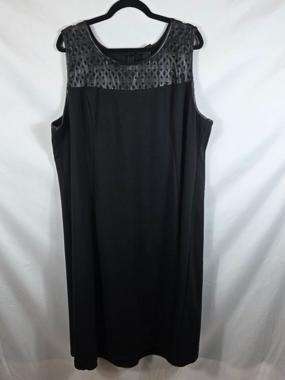 Catherines Black Label Sleeveless Black Dress Women's Size 2X Faux Leather Trim